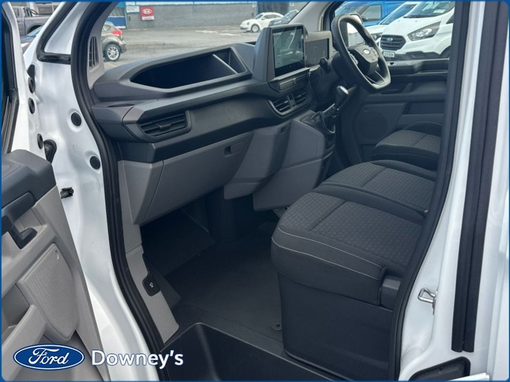 2025 Ford Transit Custom