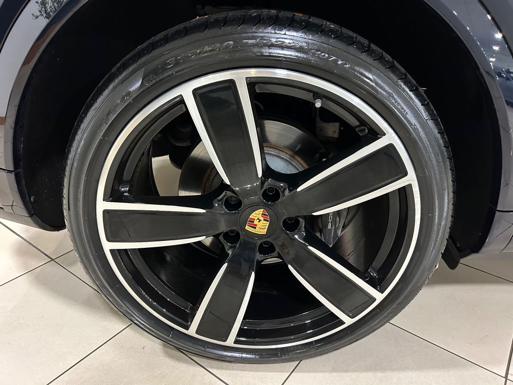 2023 Porsche Cayenne