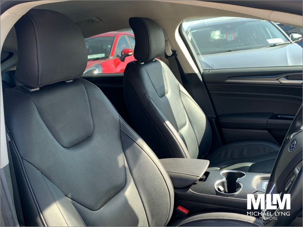 2021 Ford Mondeo