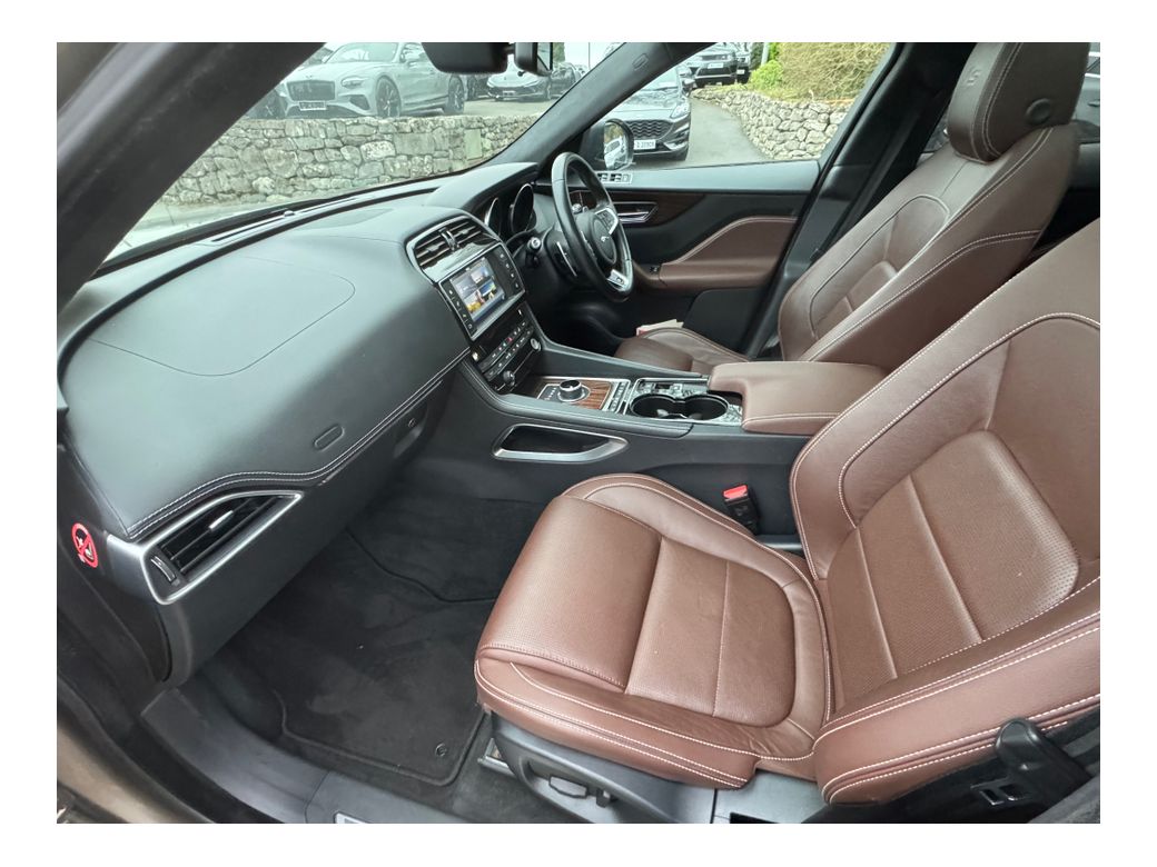 2016 Jaguar F-Pace