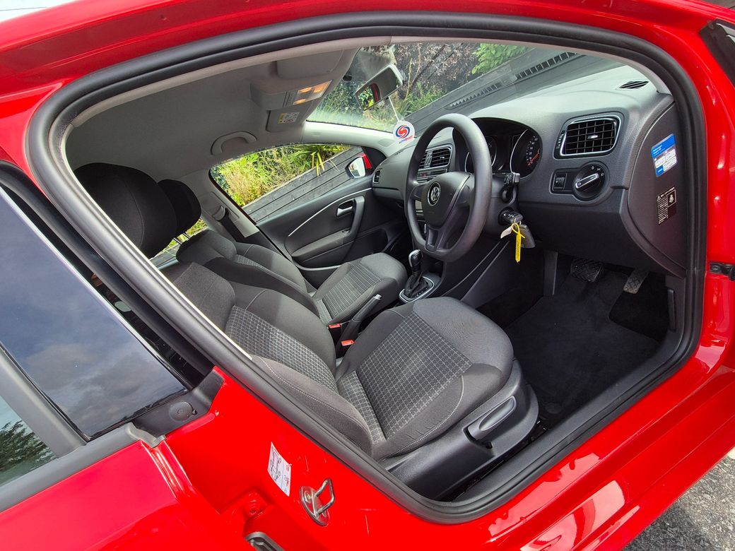 2016 Volkswagen Polo