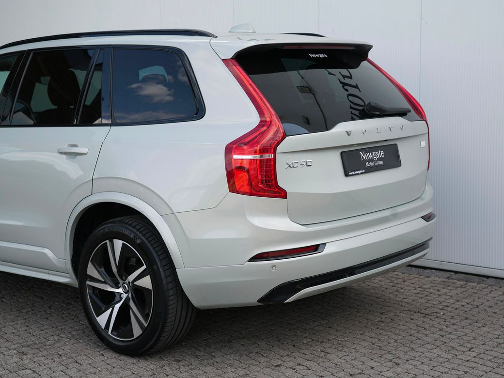 2022 Volvo XC90