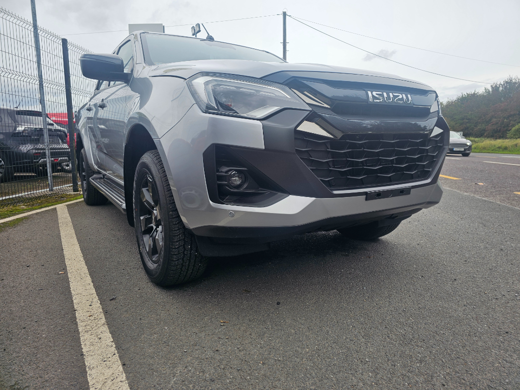 2025 Isuzu D-MAX