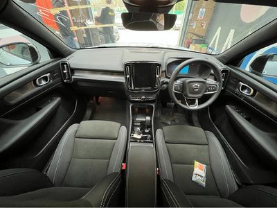 2023 Volvo XC40