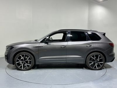 2022 Volkswagen Touareg