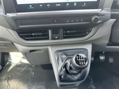 2025 Volkswagen Transporter