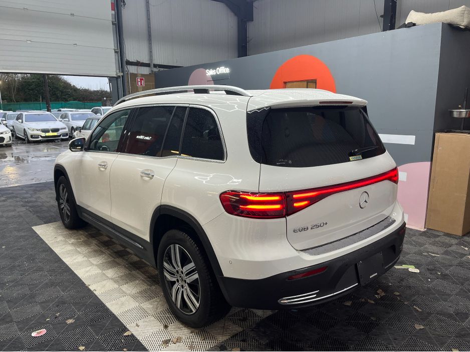 2024 Mercedes-Benz EQB
