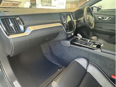 2025 Volvo V60