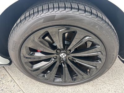 2021 Bentley Bentayga