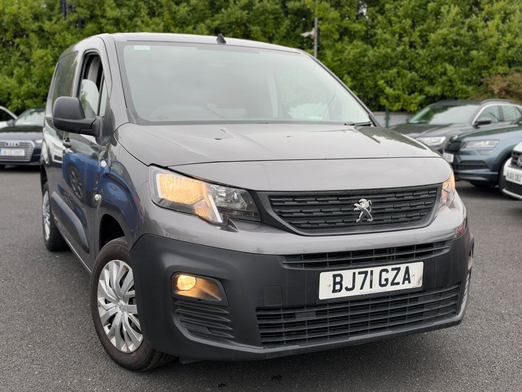 2021 Peugeot Partner