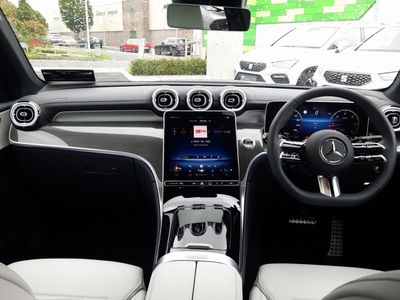 2025 Mercedes-Benz GLC Class