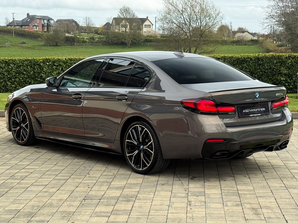 2022 BMW 5 Series