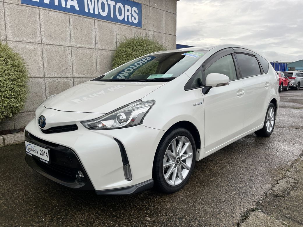 2019 Toyota Prius Alpha