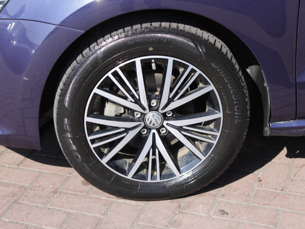 2016 Volkswagen Polo
