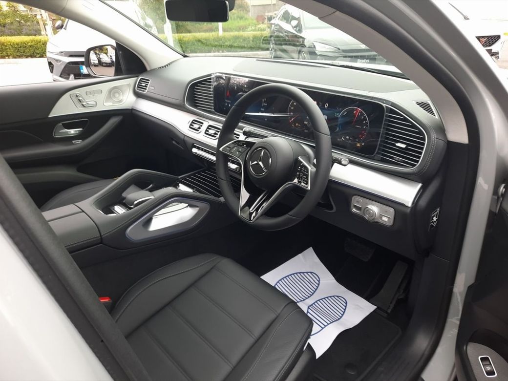2025 Mercedes-Benz GLE Class