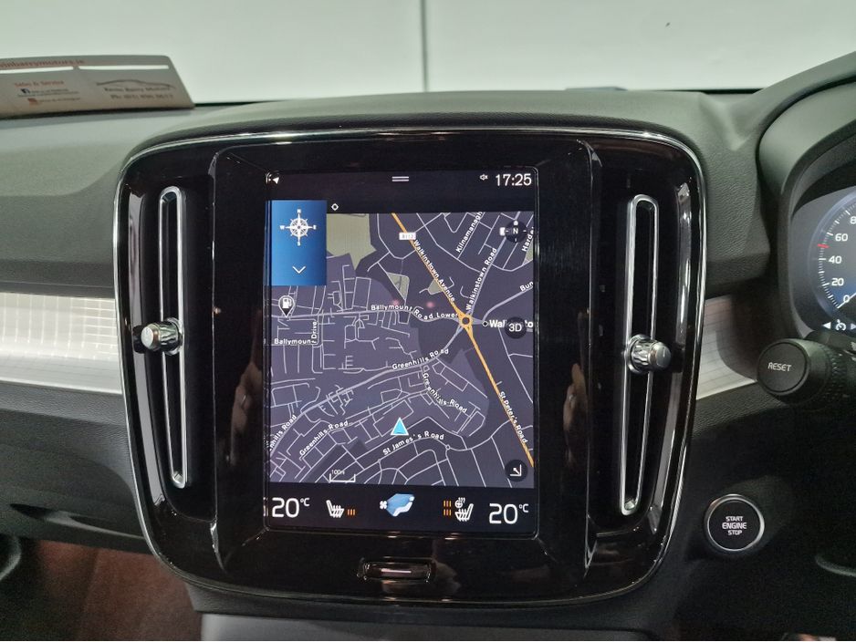 2023 Volvo XC40