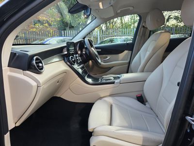 2022 Mercedes-Benz GLC Class