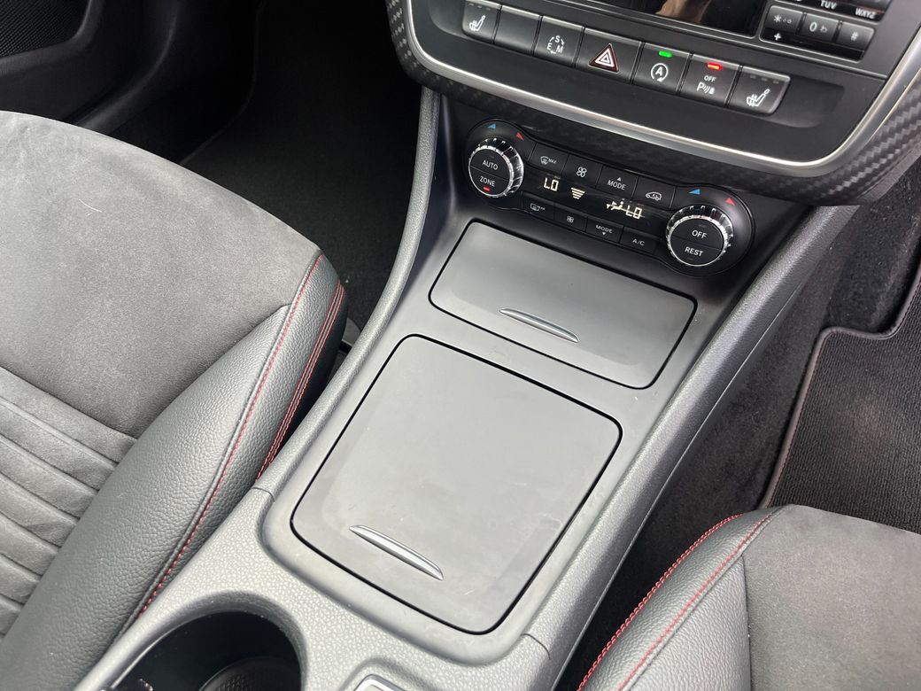 2015 Mercedes-Benz A 180