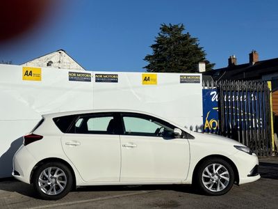 2016 Toyota Auris