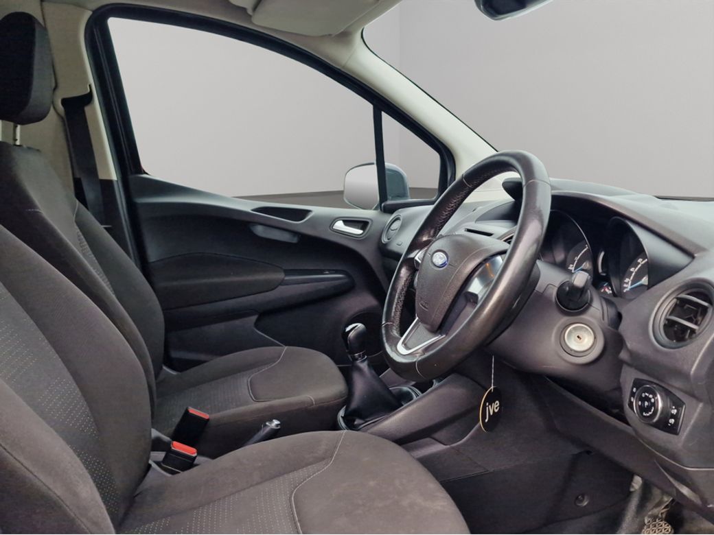 2017 Ford Transit Courier