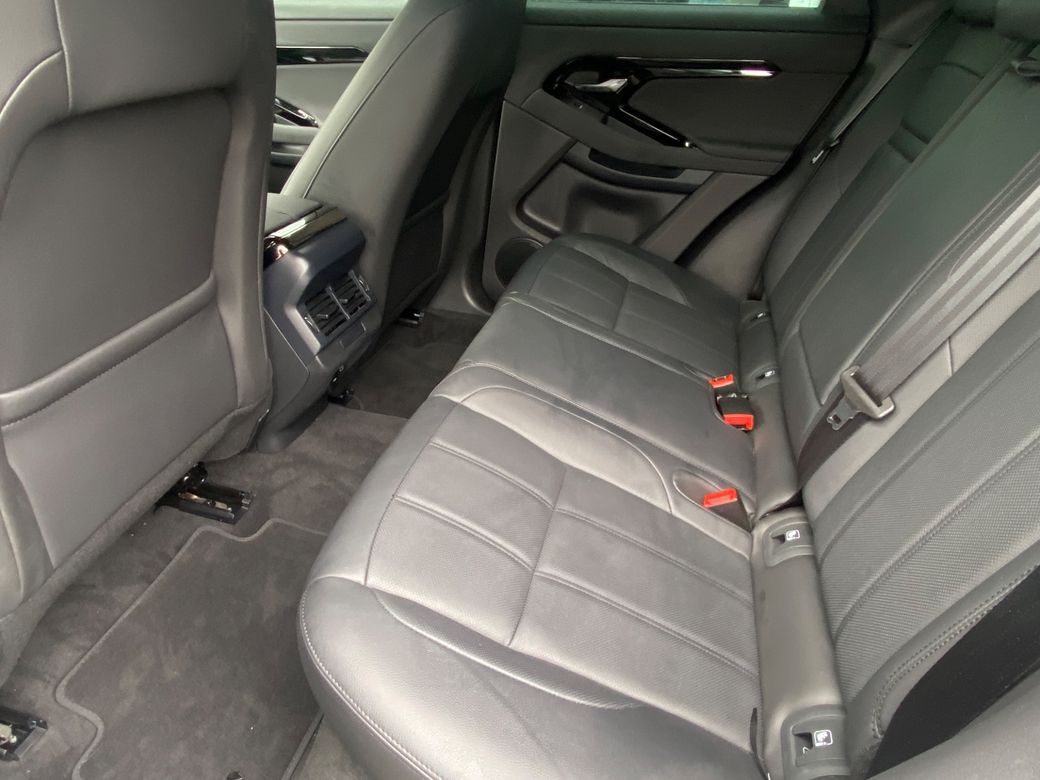 2025 Land Rover Range Rover Evoque