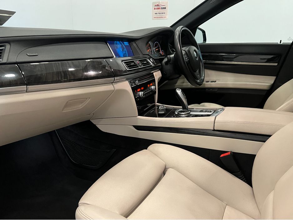 2014 BMW 7 Series