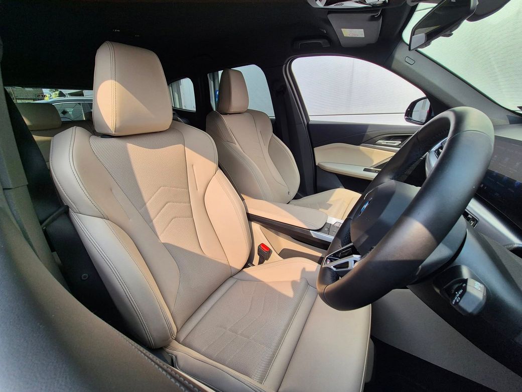 2024 BMW iX1