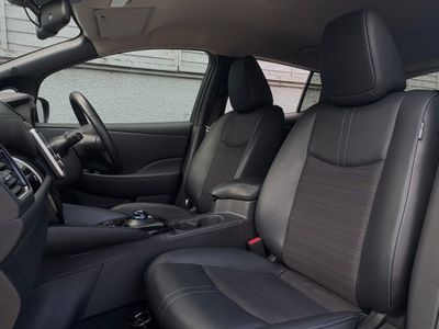 2022 Nissan Leaf