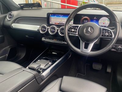 2022 Mercedes-Benz EQB