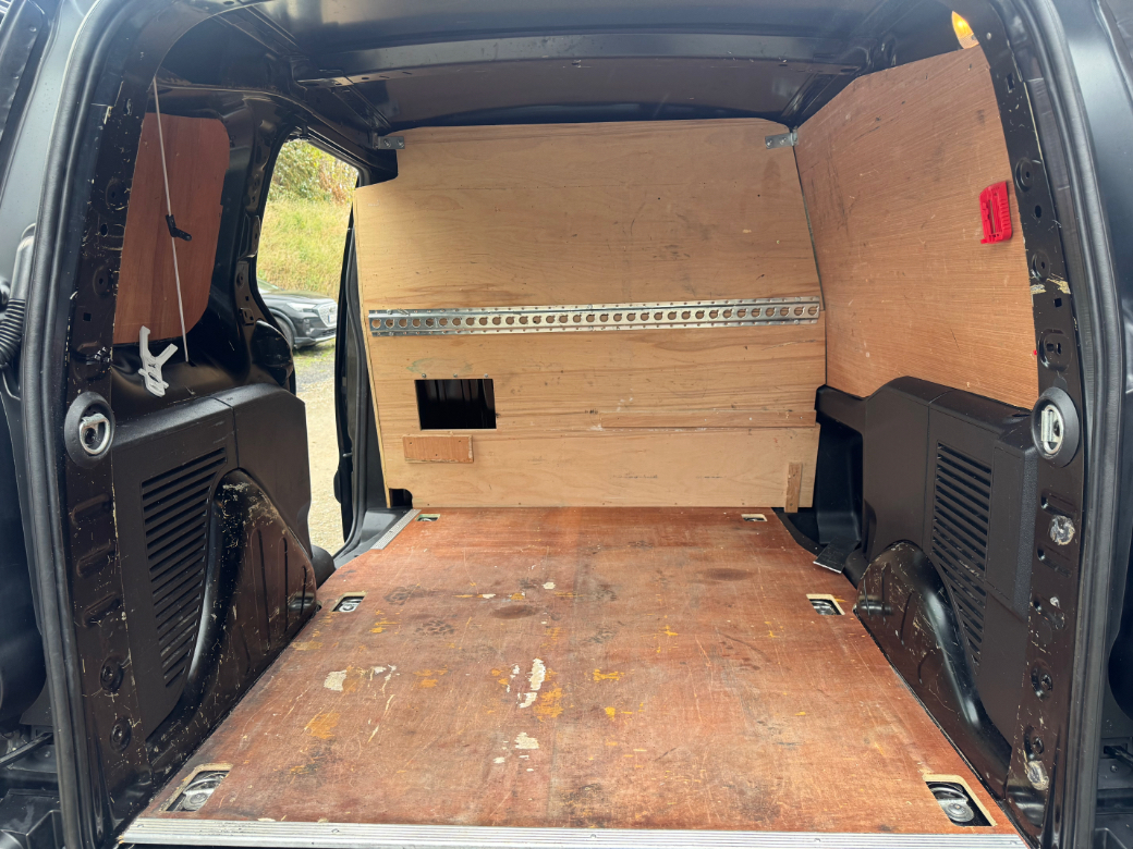 2017 Peugeot Partner