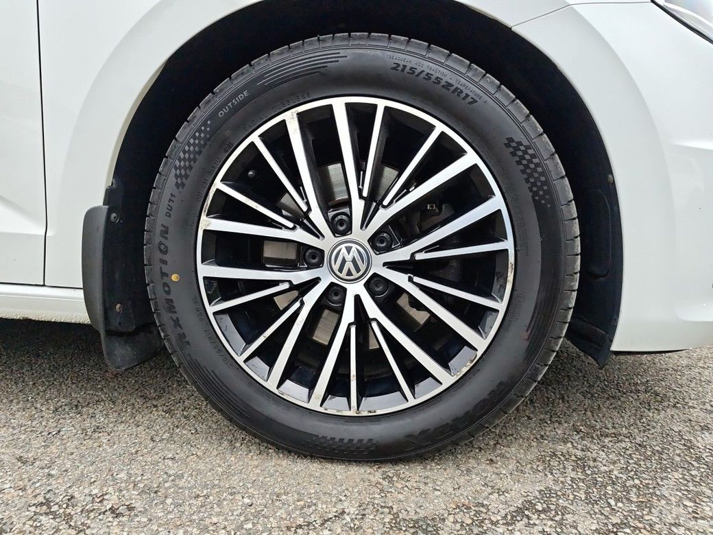 2019 Volkswagen Touran