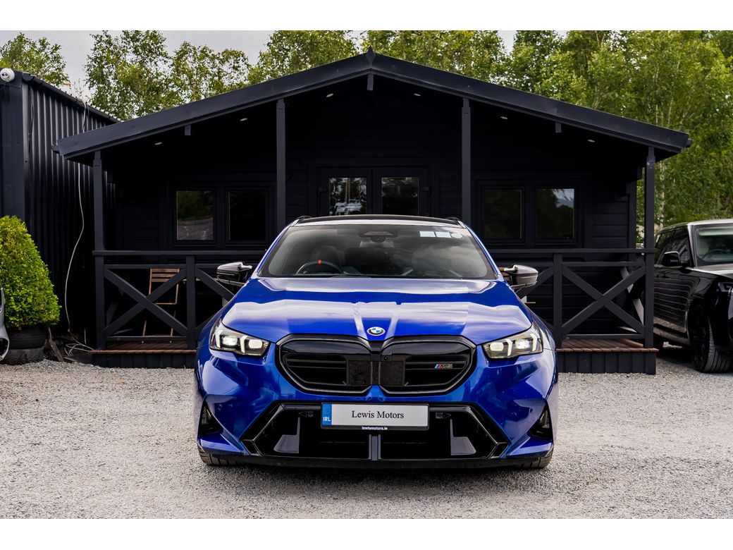 2025 BMW M5