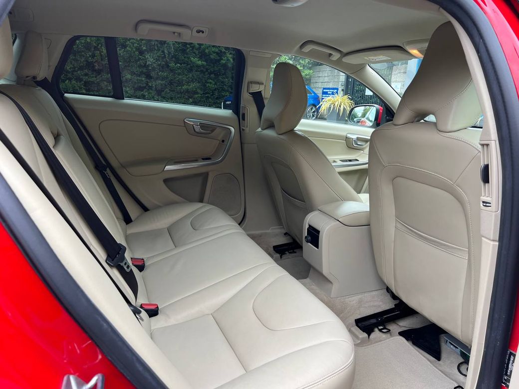 2016 Volvo V60