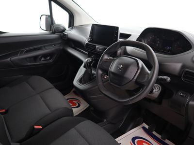 2021 Peugeot Partner