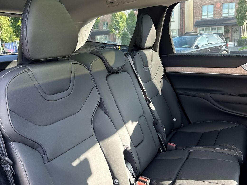 2026 Volvo EX90