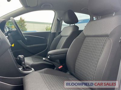 2017 Volkswagen Polo