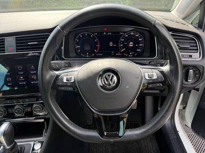 2019 Volkswagen Golf