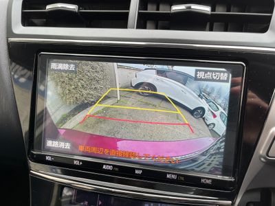 2019 Toyota Prius Alpha