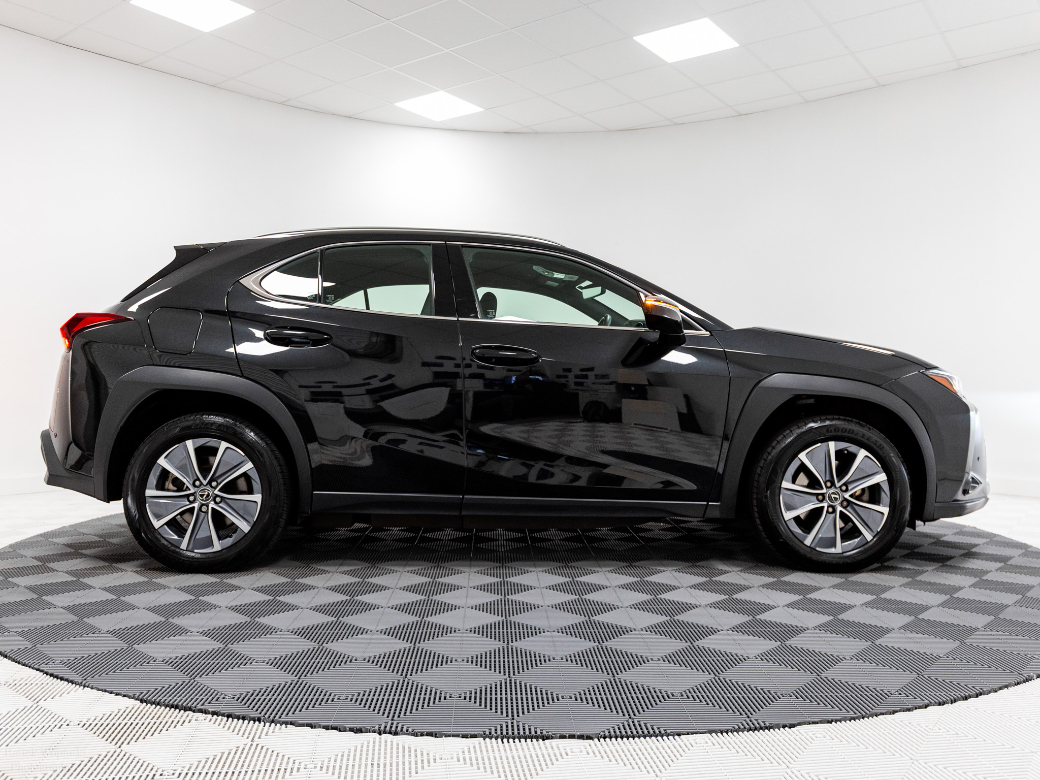 2024 Lexus UX 300e