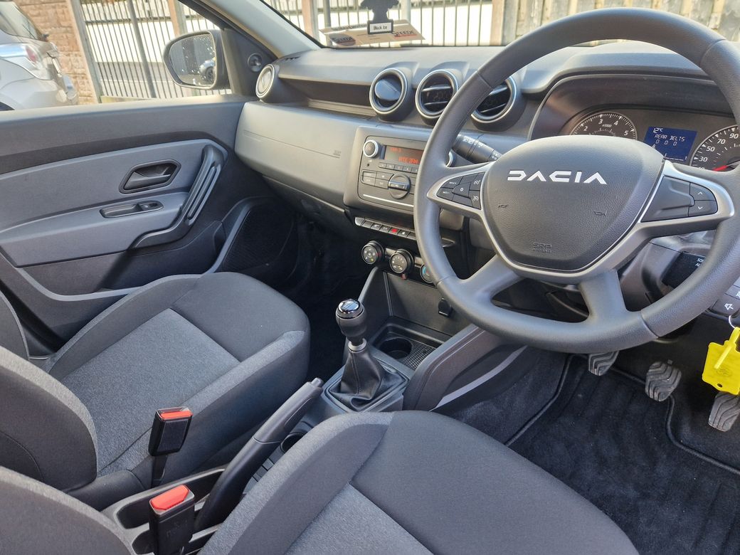 2023 Dacia Duster
