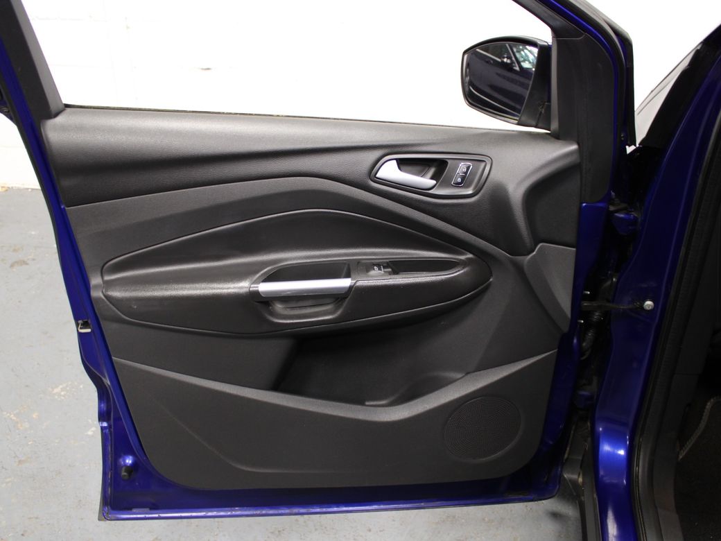 2015 Ford Kuga