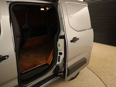 2021 Peugeot Partner