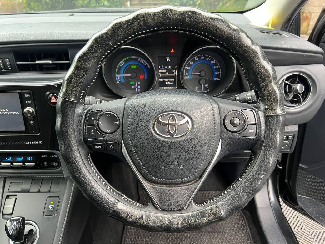 2016 Toyota Auris