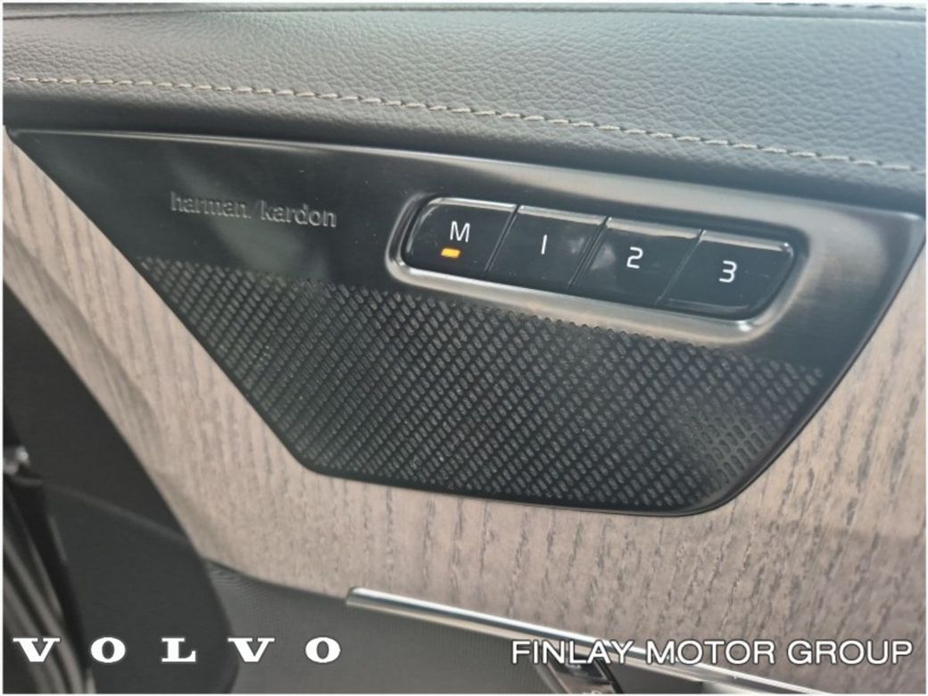 2023 Volvo XC90