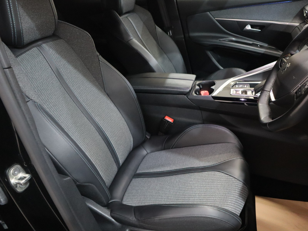 2023 Peugeot 3008
