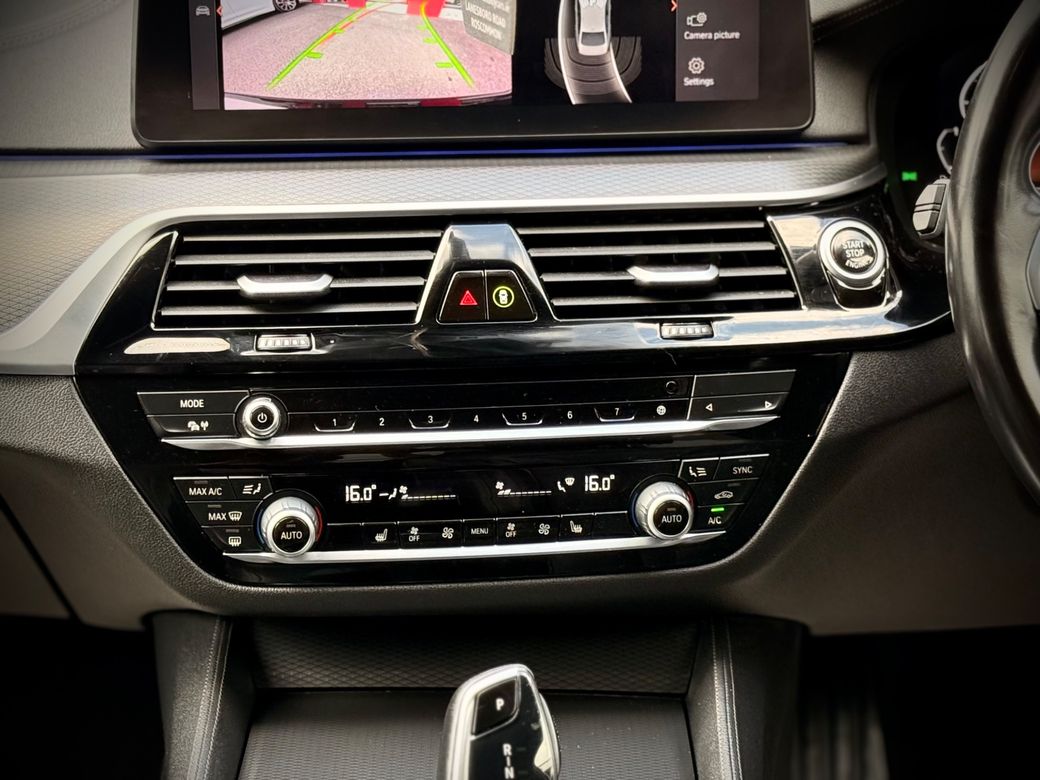 2022 BMW 5 Series