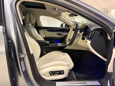 2025 Bentley Flying Spur