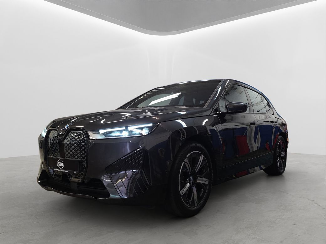 2025 BMW iX