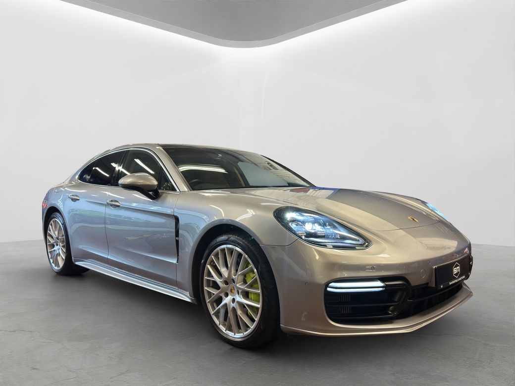 2018 Porsche Panamera