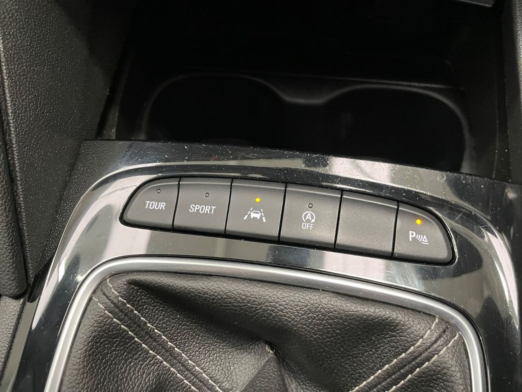 2018 Vauxhall Insignia